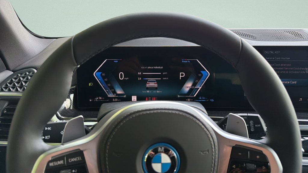 New 2026 Mineral White Metallic BMW xDrive50e image 15