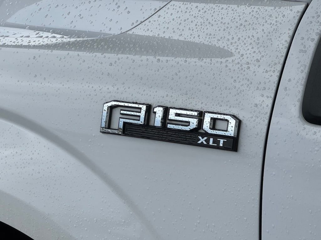 Used 2018 White Ford XLT image 5