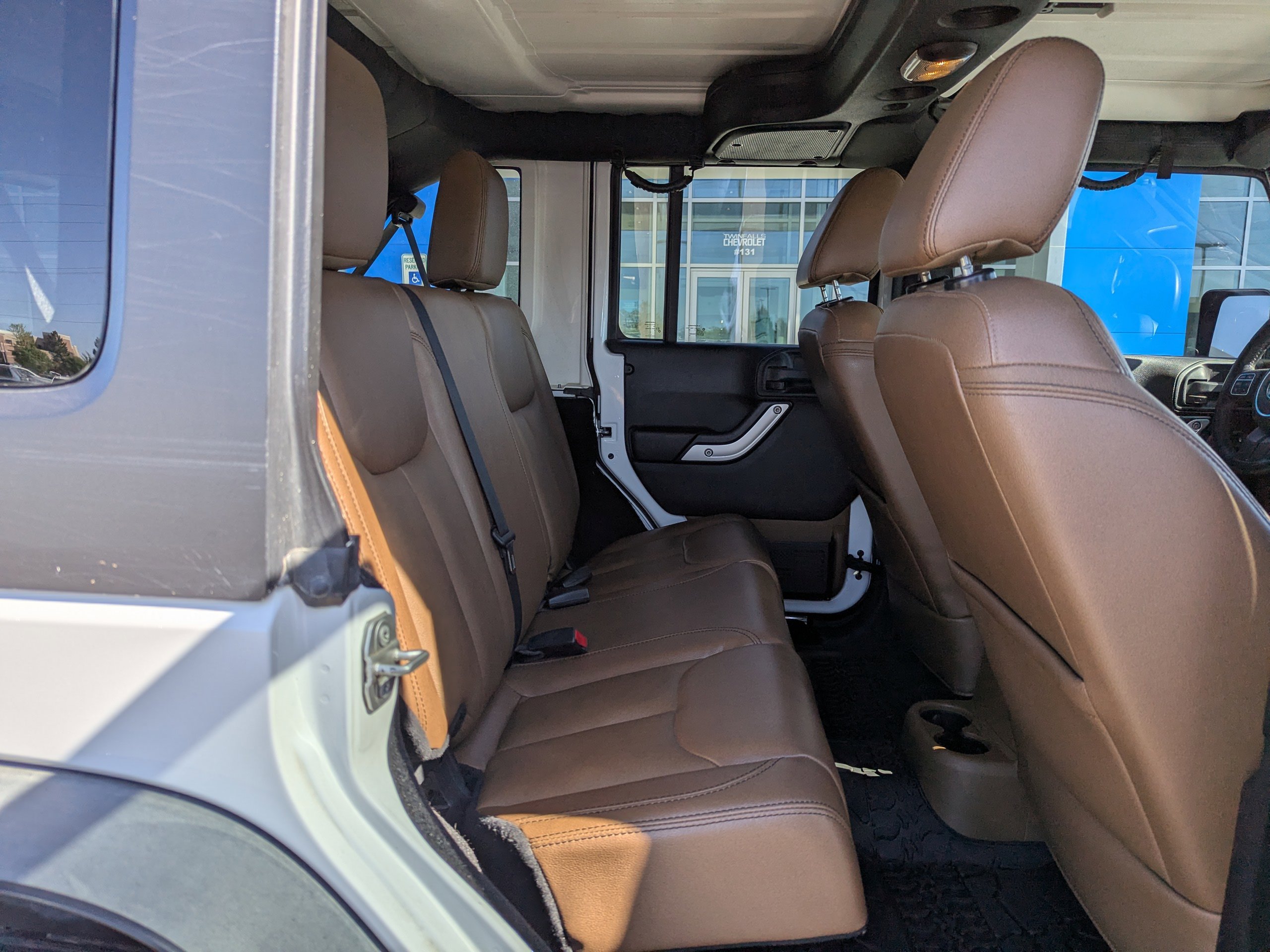 Used 2016 White Jeep Rubicon image 35