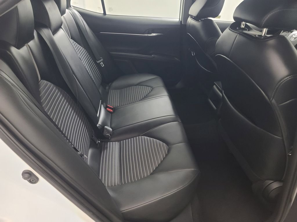 2024 Toyota Camry SE - Photo 17