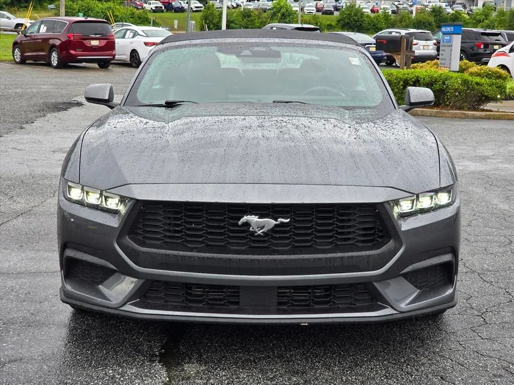 Used 2025 Gray Ford EcoBoost Premium image 22
