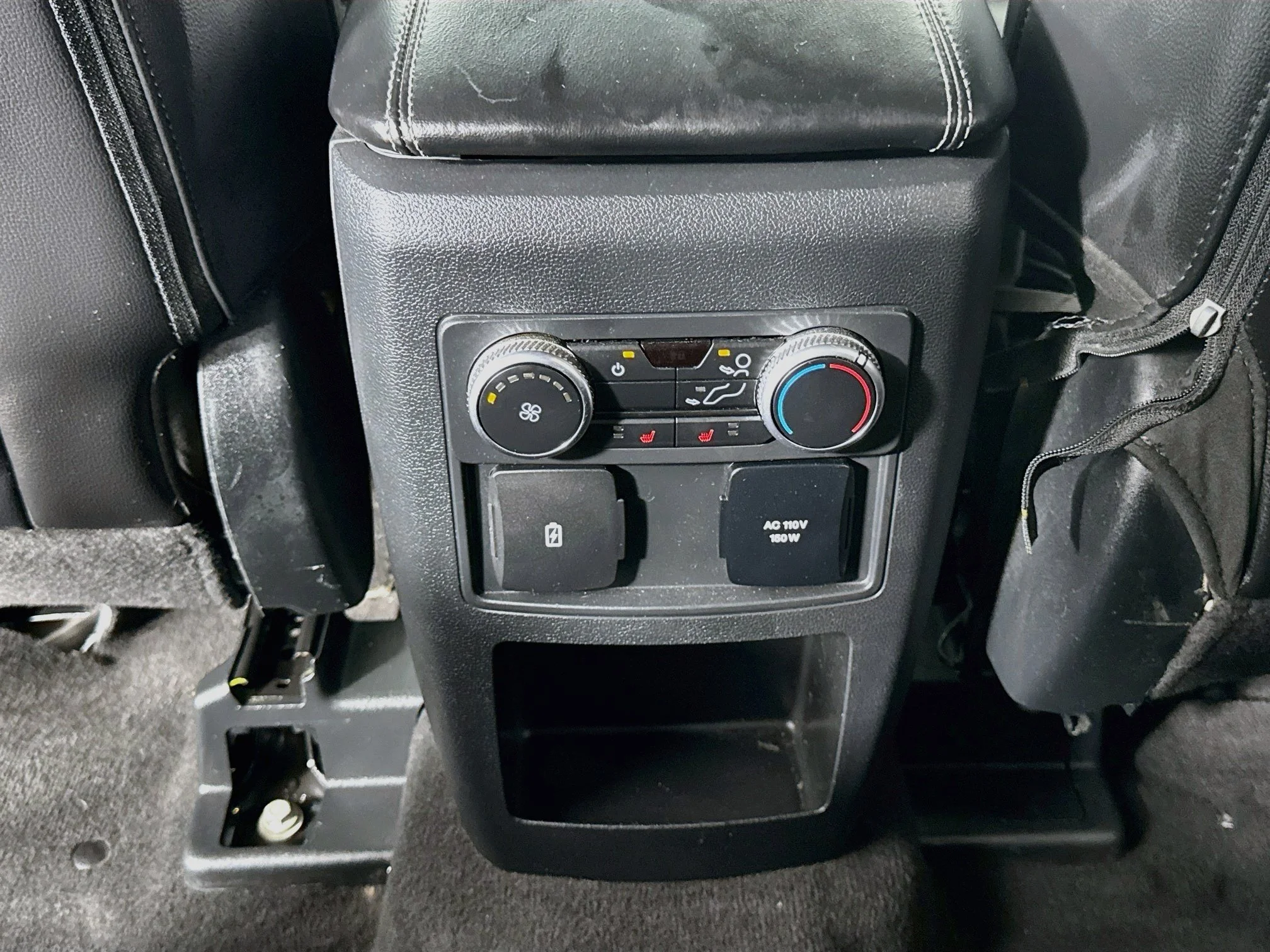 Used 2023 Gray Ford Limited image 27