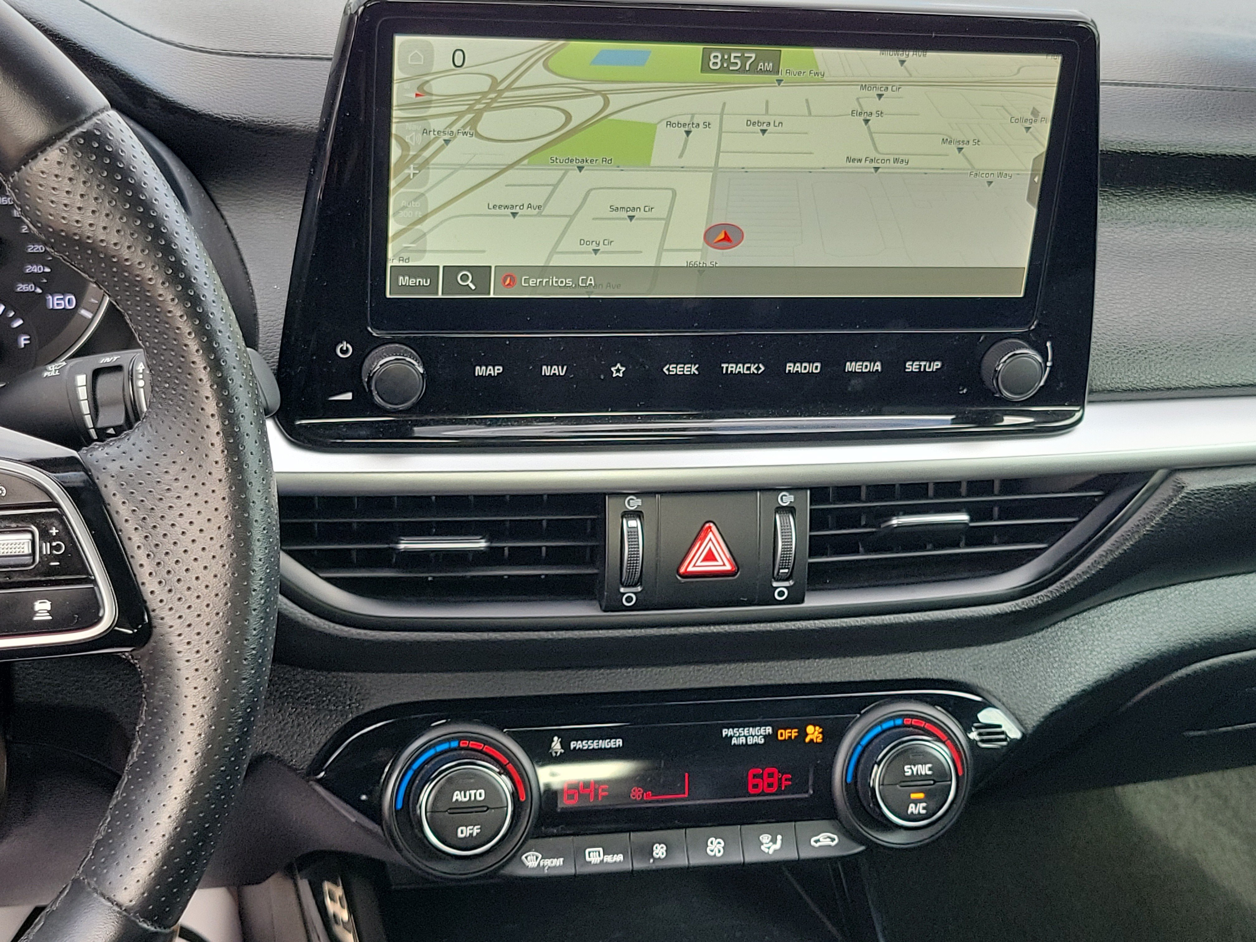 2024 Kia Forte GT-Line - Photo 16