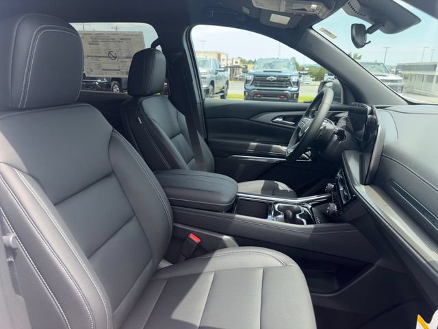 New 2027 Summit White Chevrolet LT image 12