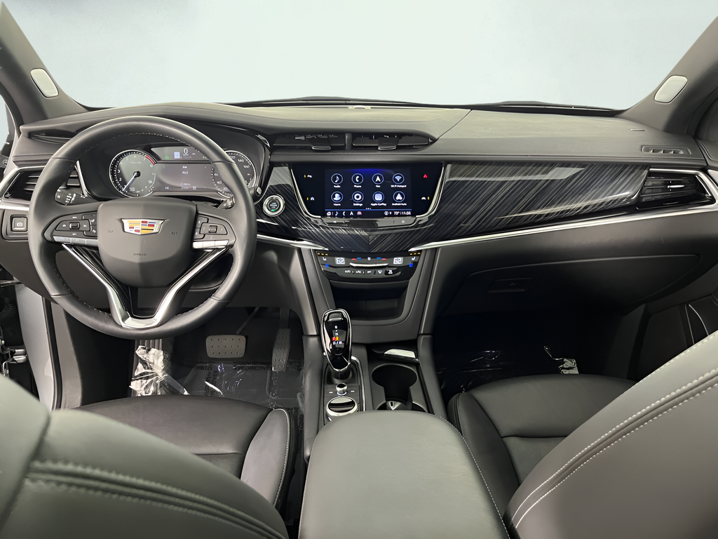 Used 2025 Silver Metallic Cadillac Premium Luxury image 18