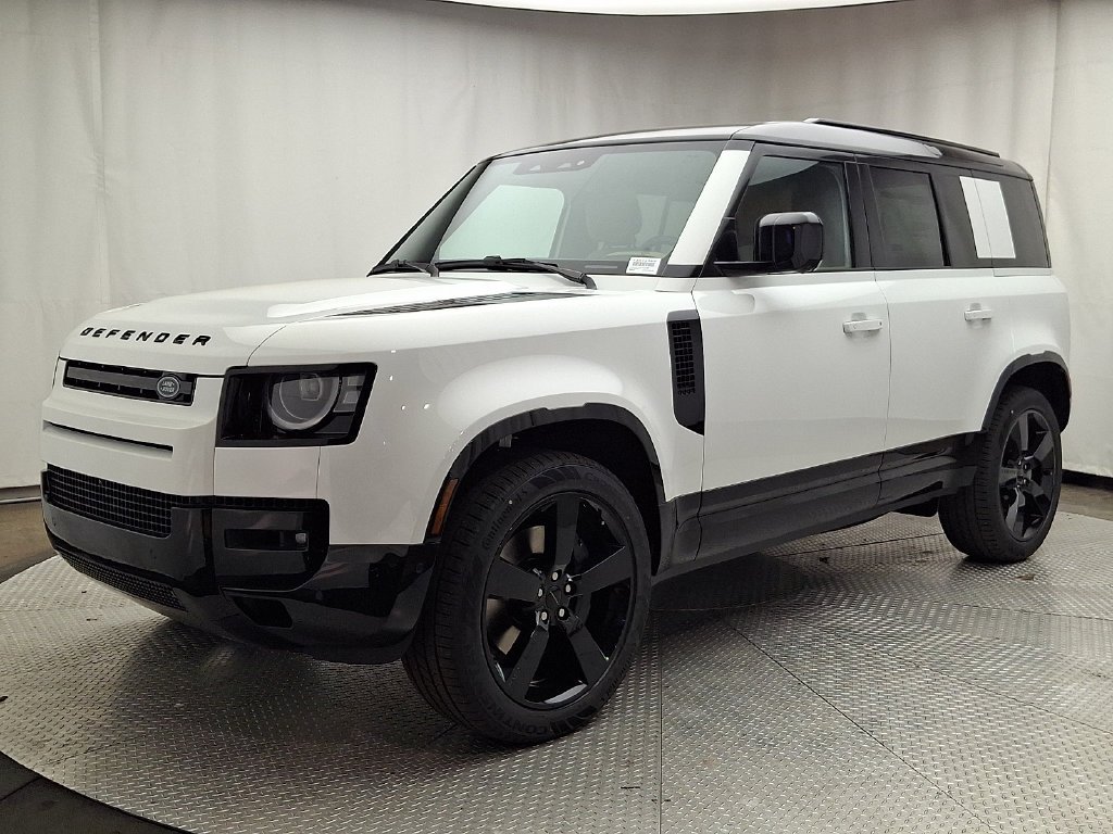 New 2026 Fuji White Land Rover X-Dynamic SE image 1
