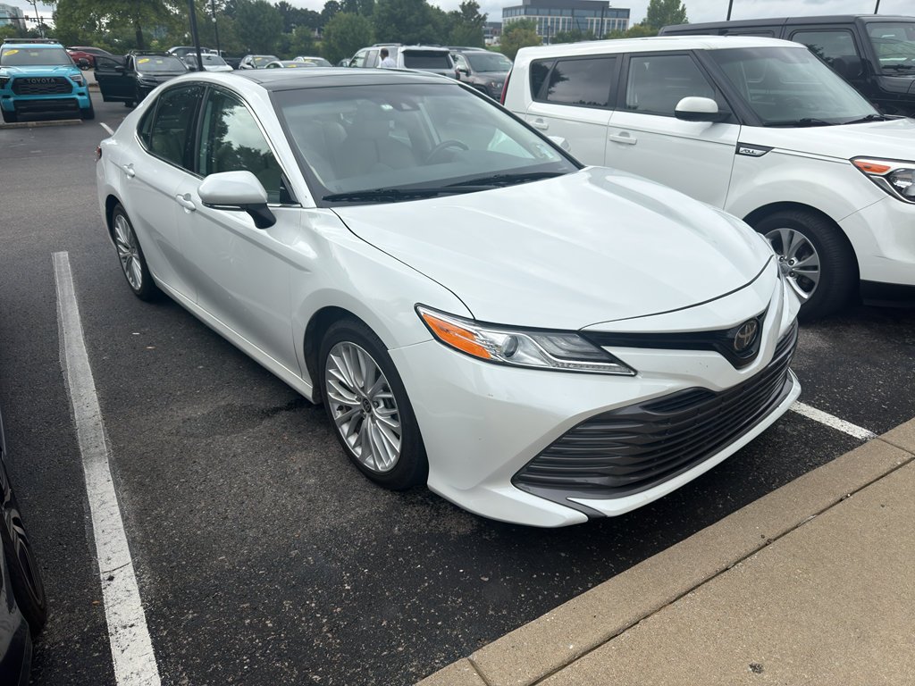 Used 2020 Wind Chill Pearl Toyota XLE image 1