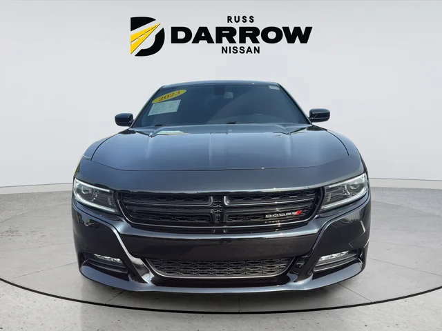 Used 2023 Black Dodge SXT image 8