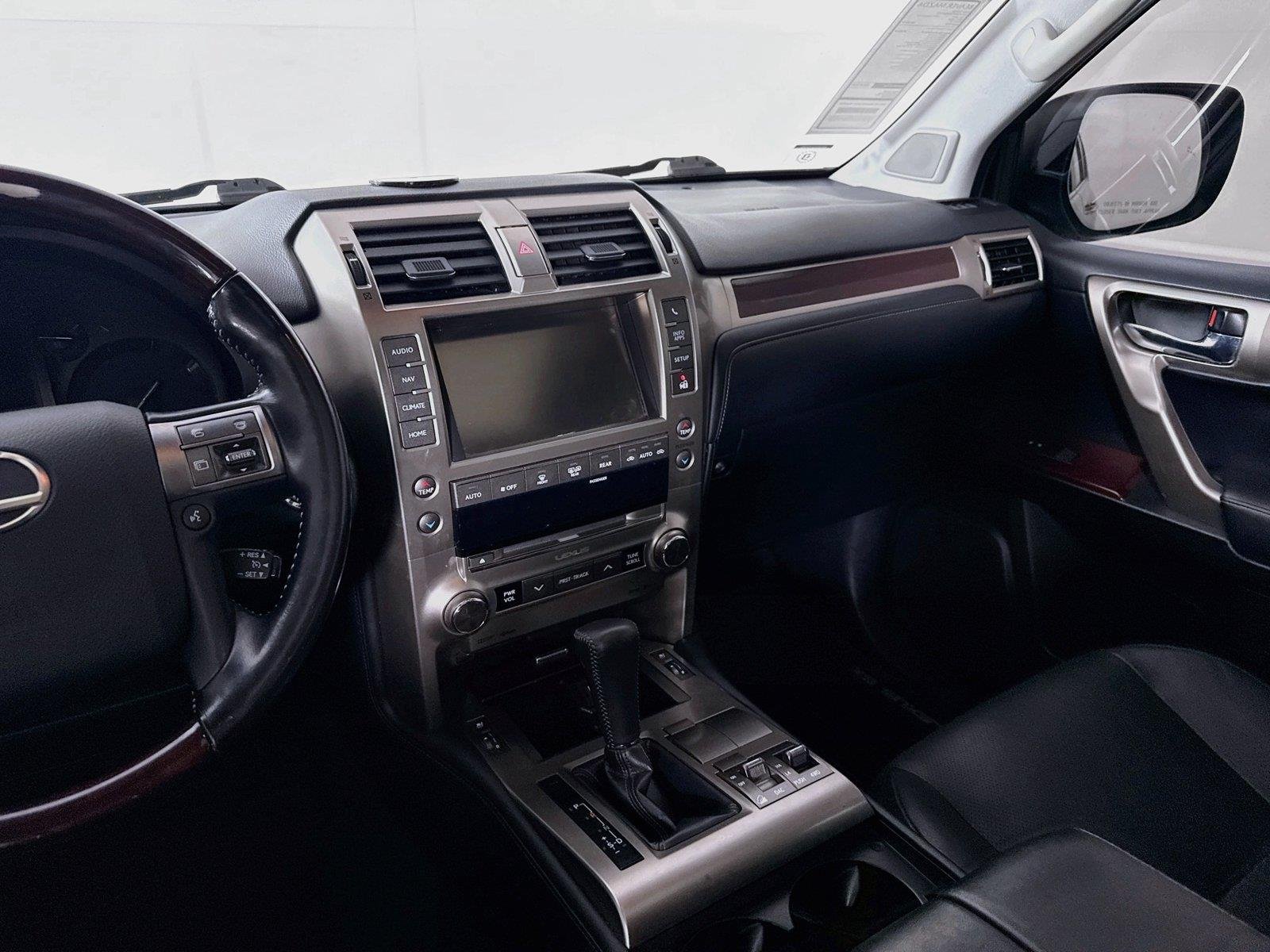 Used 2019 Nebula Gray Pearl Lexus GX 460 Premium image 35