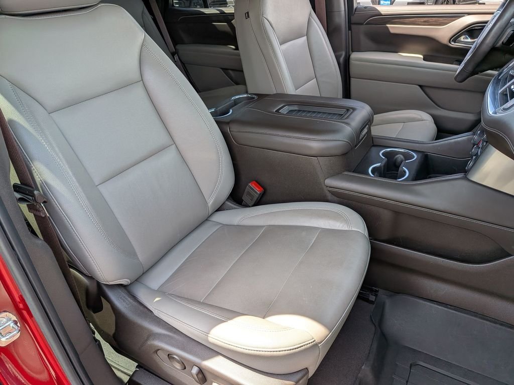 Used 2021 Red Chevrolet Z71 image 32