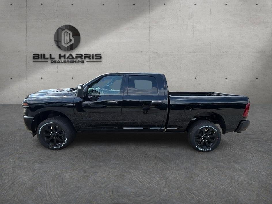 New 2026 Diamond Black Crystal Pearl-Coat Exterior Paint RAM Big Horn image 9