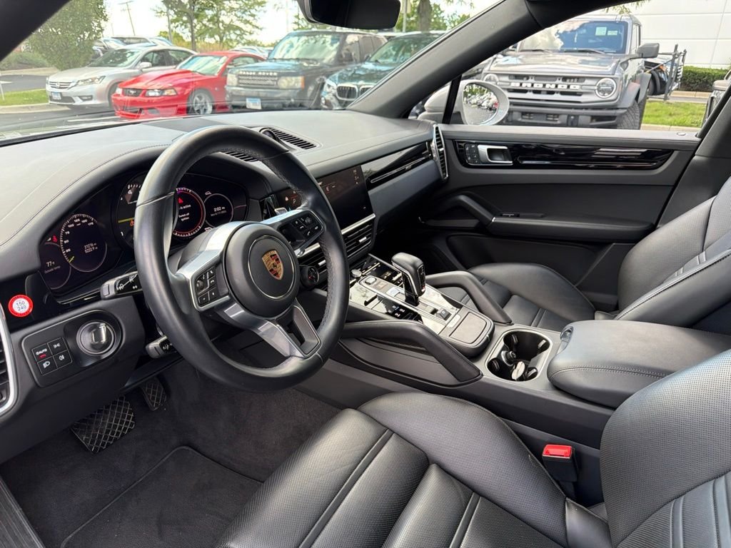 Used 2022 Gray Porsche  image 9
