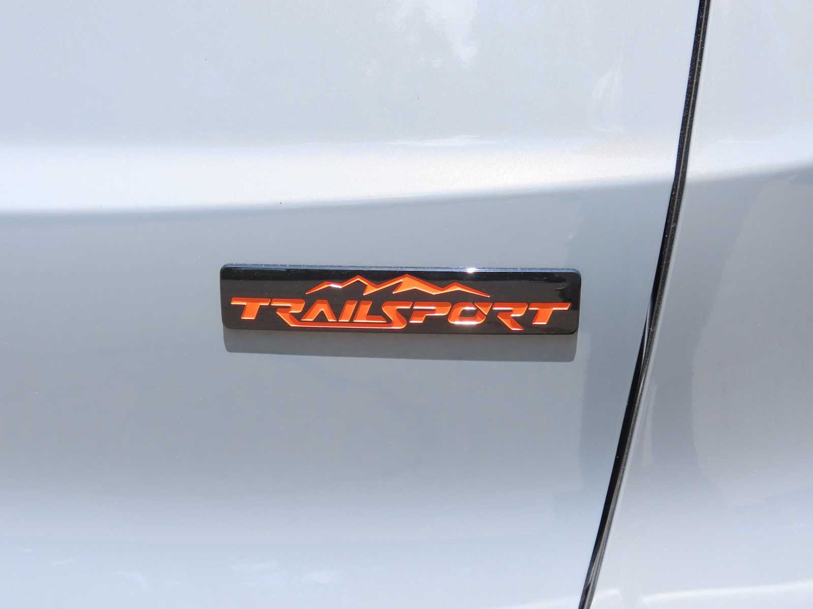 New 2026 Urban Gray Pearl Honda TrailSport image 8