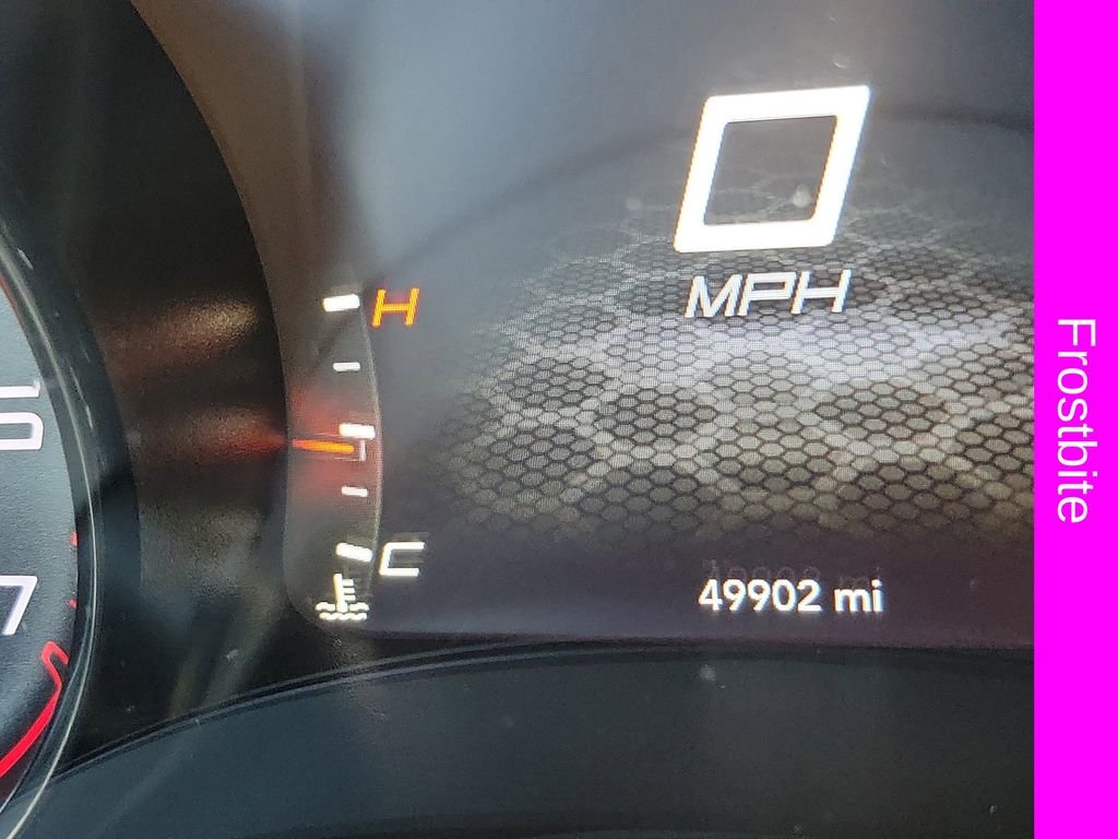 Used 2021  Dodge SXT image 22