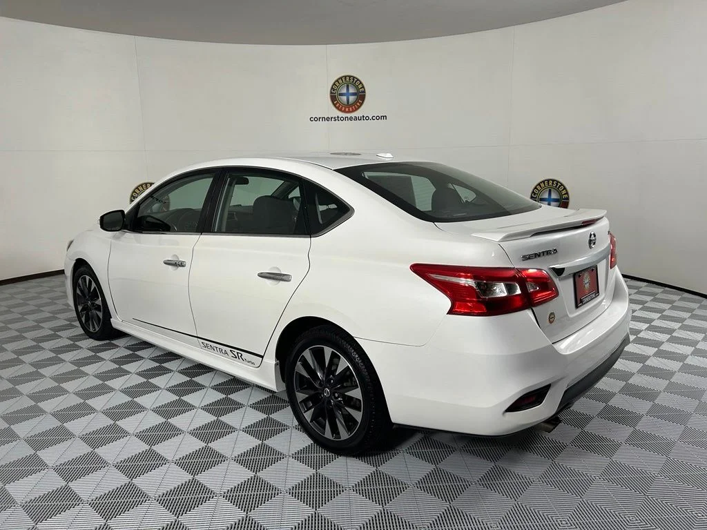 Used 2017 White Nissan SR image 17