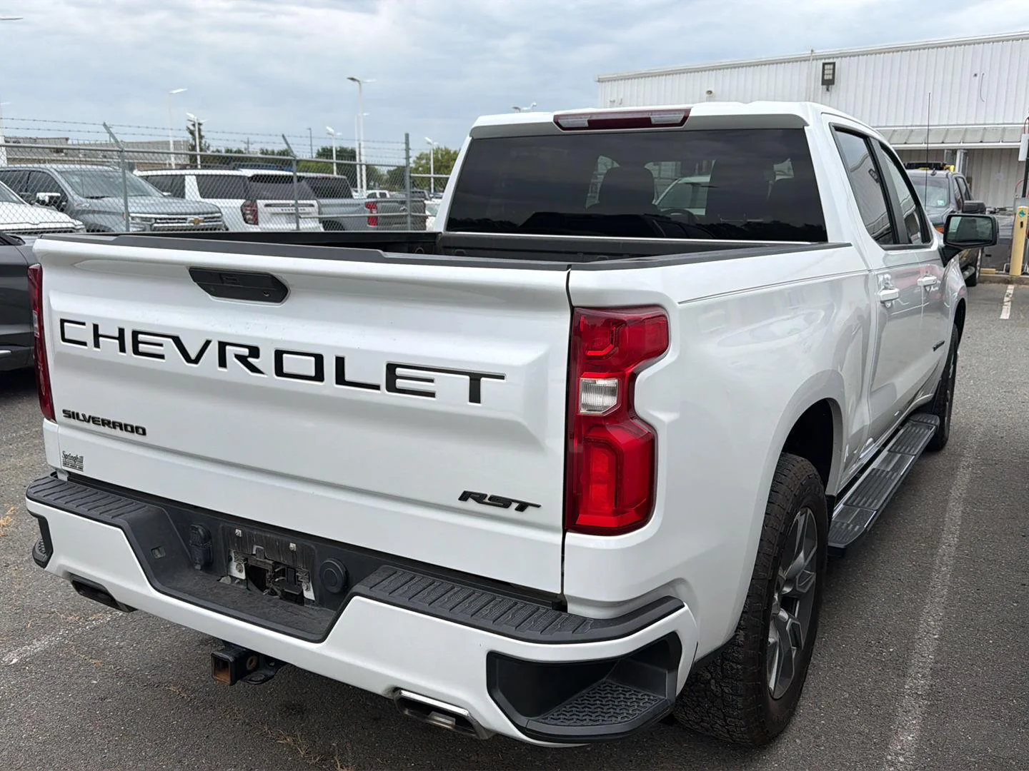Used 2021 IRIDESCENT PEARL TRICOAT Chevrolet RST image 11