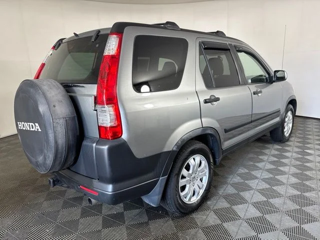 Used 2005  Honda EX image 3