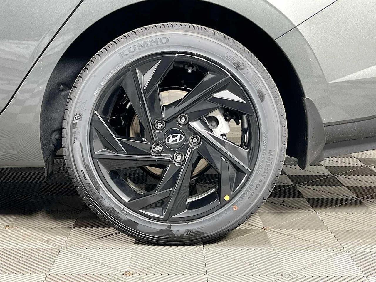 New 2026 Amazon Gray Hyundai SEL Sport image 19