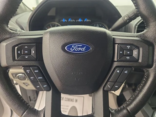 Used 2015 Oxford White Ford XLT image 28