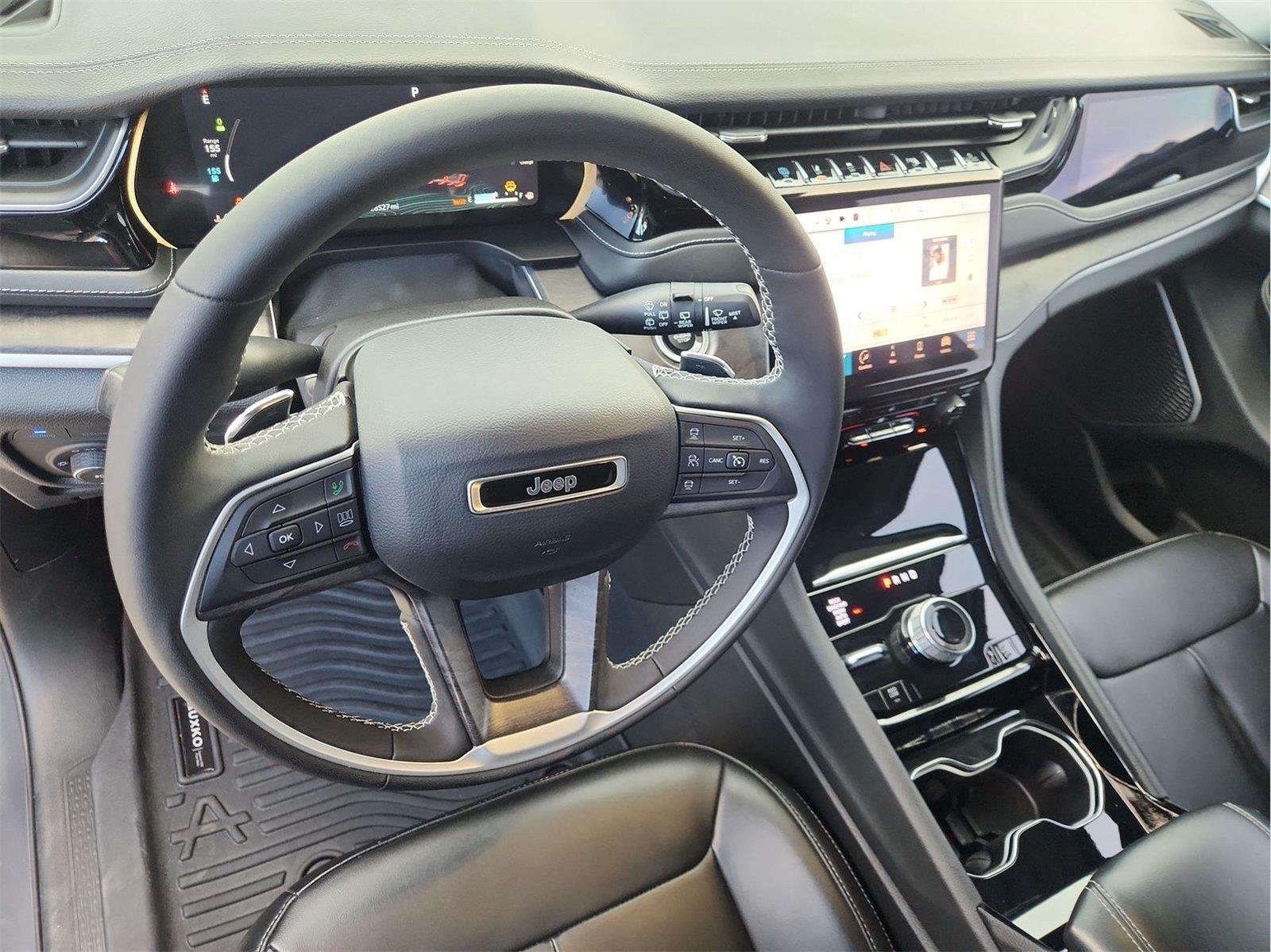 2023 Jeep Grand Cherokee 4xe BASE Gray at Davis Chevrolet