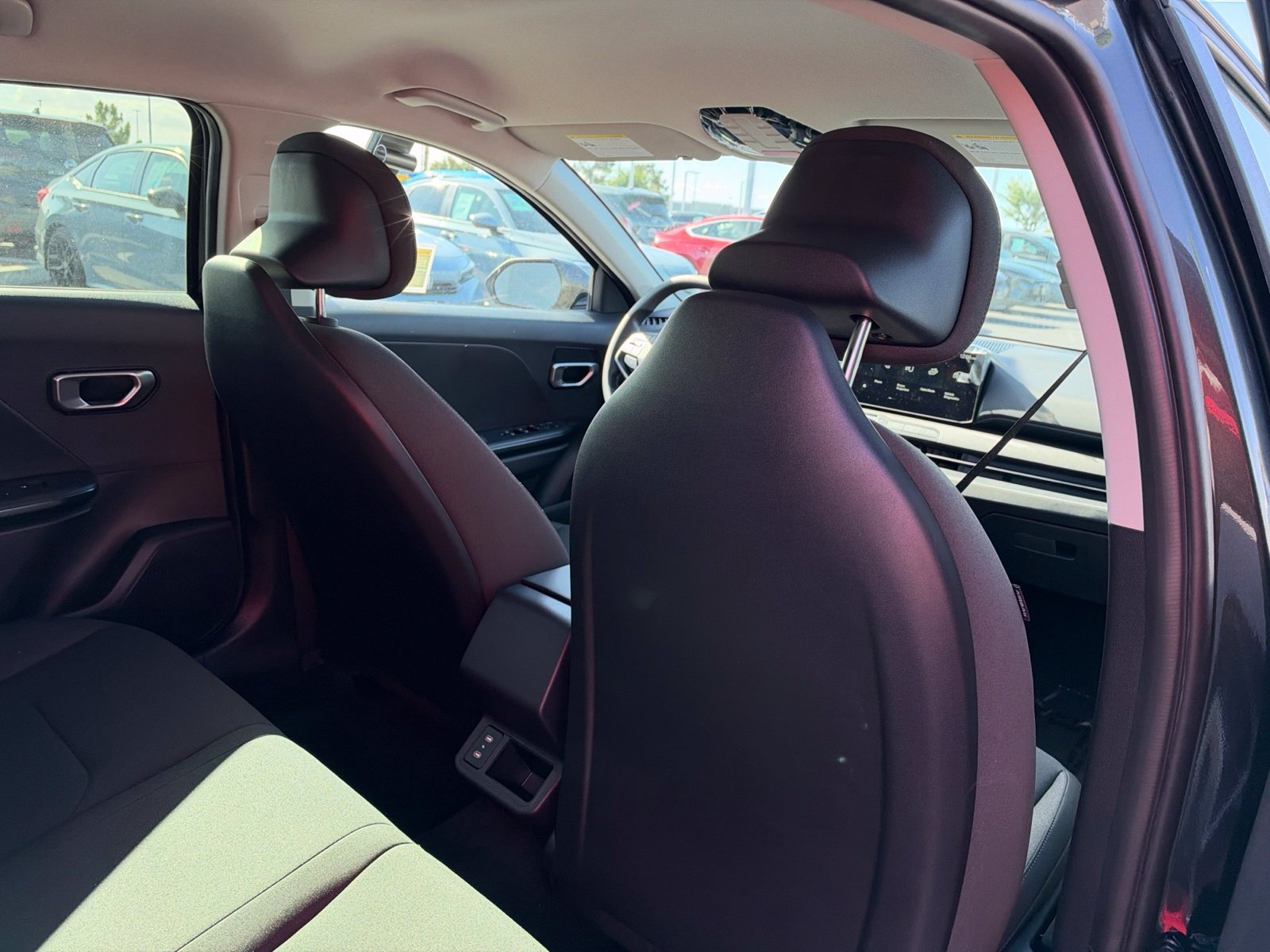 2026 Kia K4 LXS - Photo 21