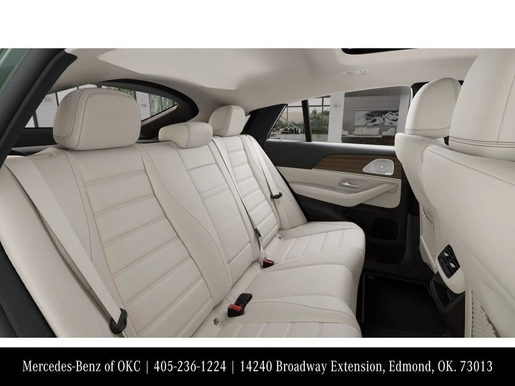New 2026 MANUFAKTUR Ireland Mid Green Metallic Mercedes-Benz GLE 450 image 47