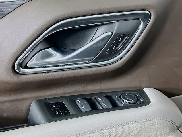 2022 GMC Yukon XL SLT - Photo 9