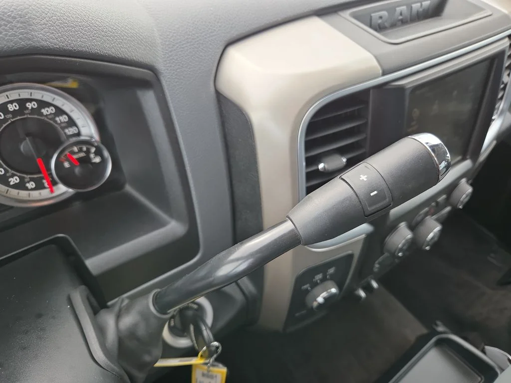 Used 2016 Silver Ram Big Horn image 23