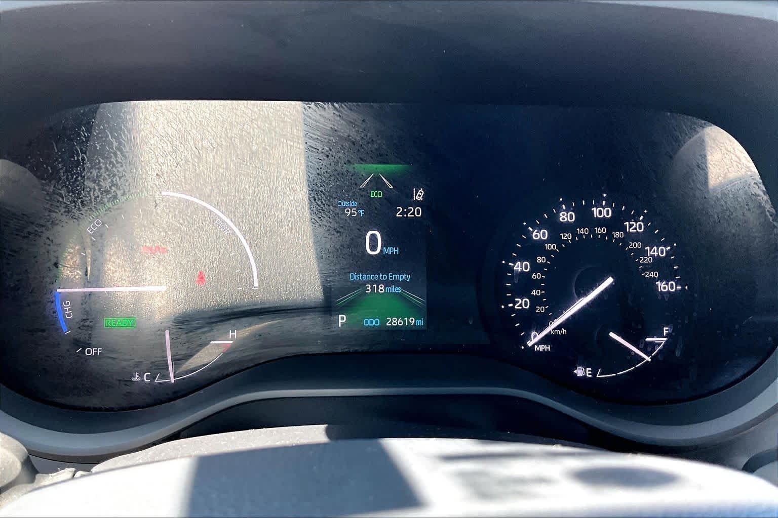 Used 2022 Wind Chill Pearl Toyota XLE image 26