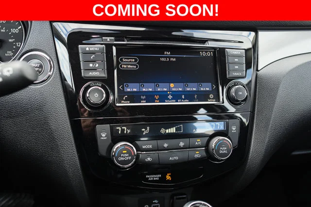 Used 2020 Gray Nissan SV image 30