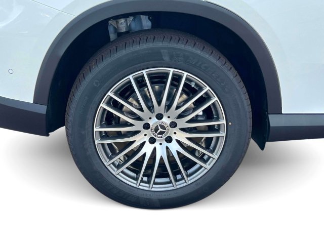 New 2027 Polar White Mercedes-Benz GLC 300 image 7
