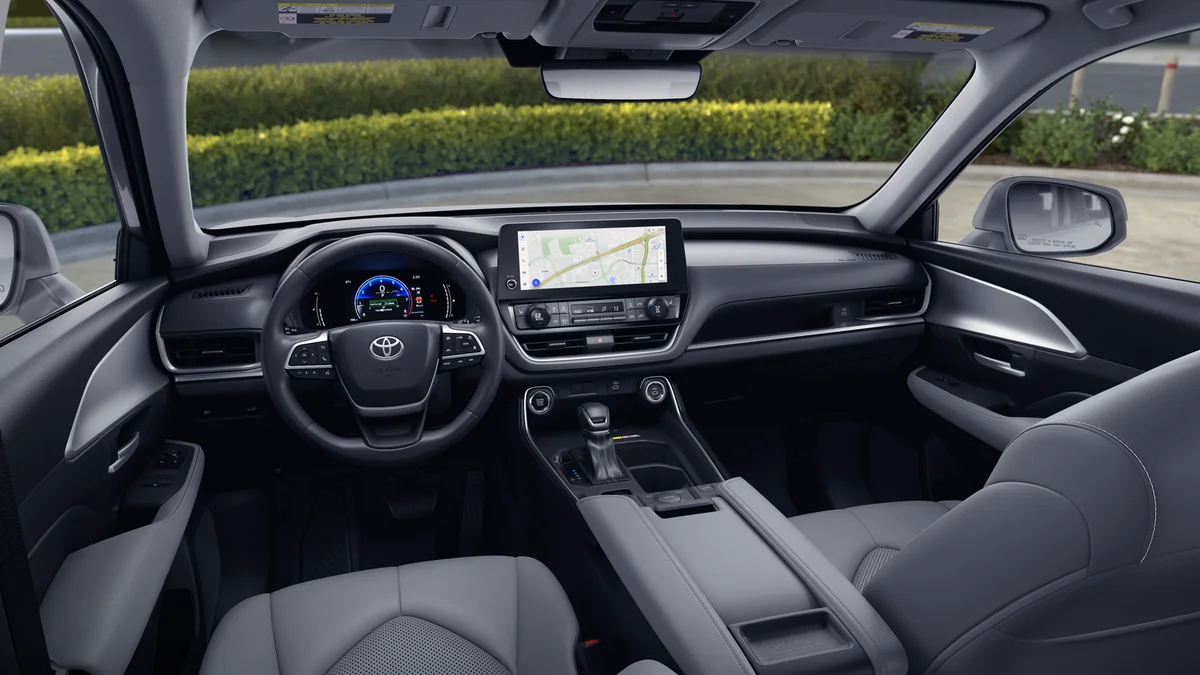 New 2026 Wind Chill Pearl Toyota XLE image 19