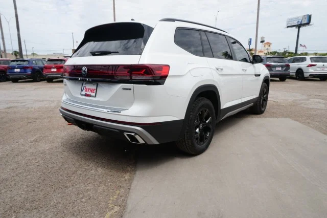 New 2024  Volkswagen 2.0T Peak Edition SEL image 5