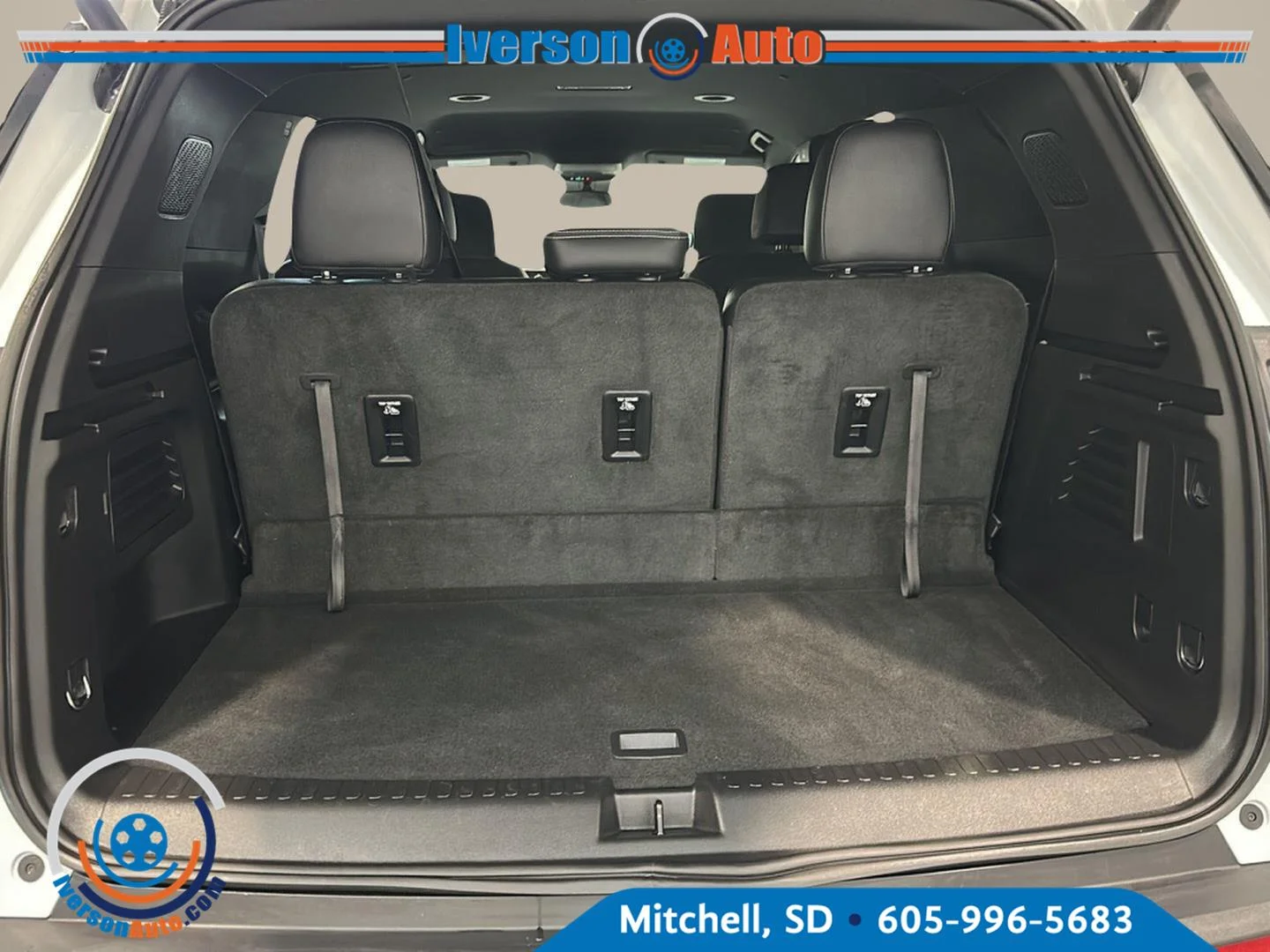 Used 2026 Summit White CHEVROLET AWD 4DR LT W/2LT image 27