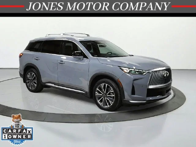 Used 2026 Gray INFINITI LUXE image 1
