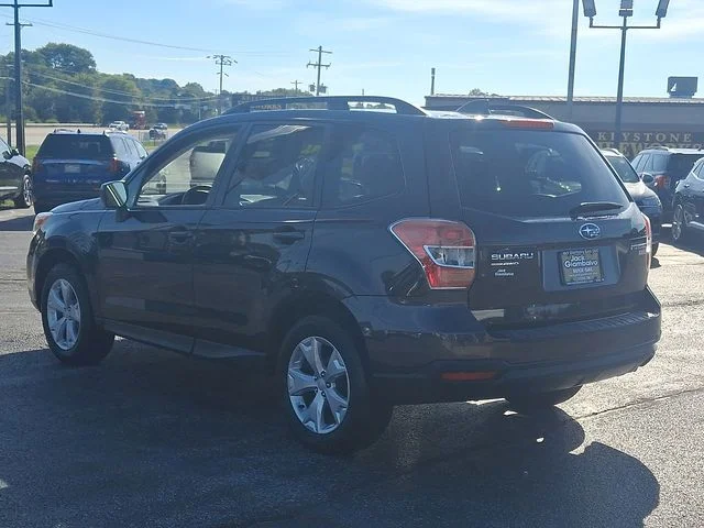 Used 2016 Gray Subaru 2.5i Premium image 4