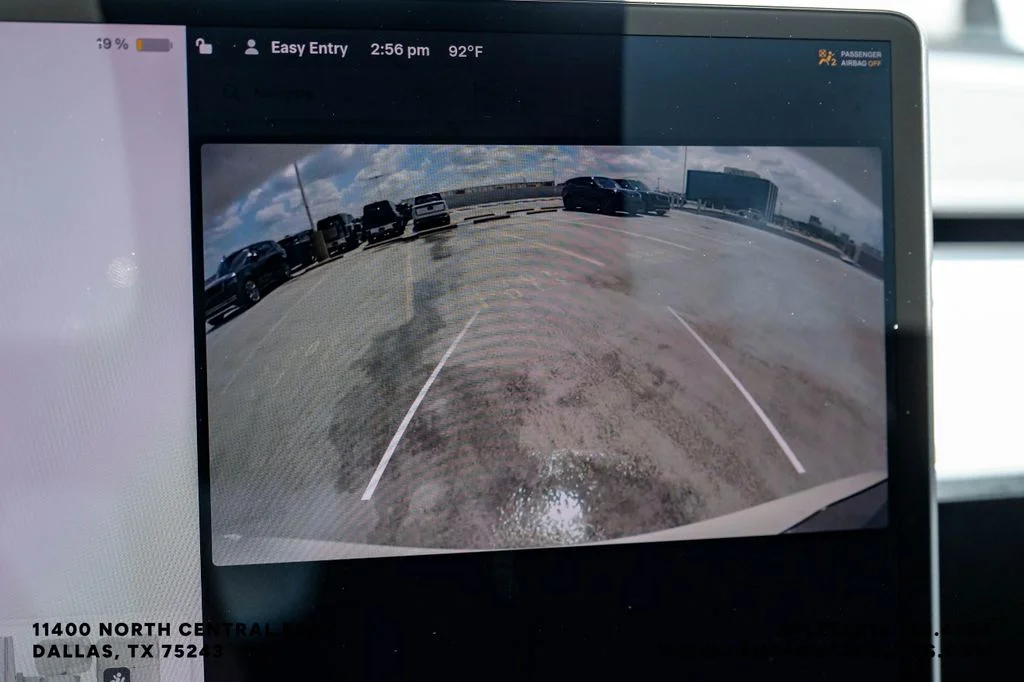 Used 2023 White Tesla Long Range image 18