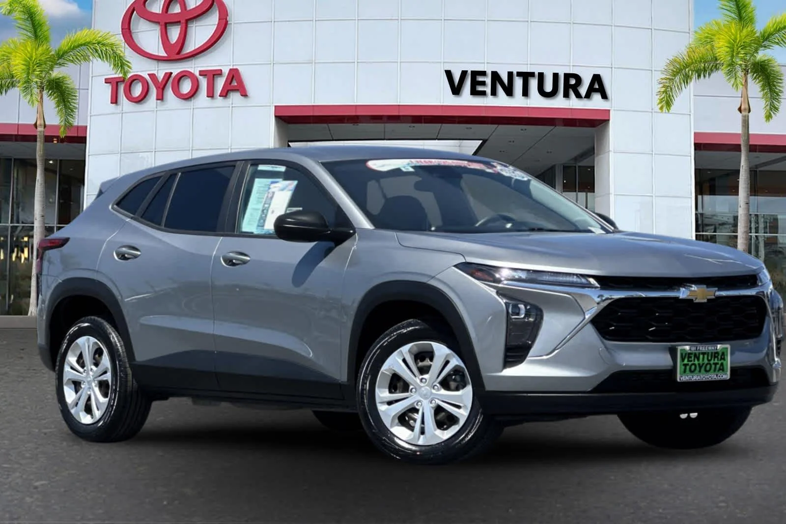 Vehicle Image 2