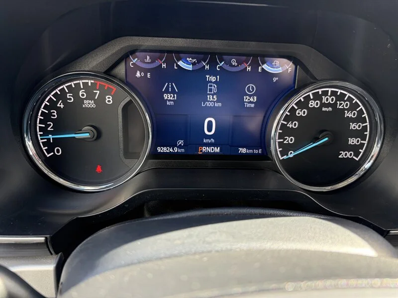 Used 2021 Grey Ford XLT image 13