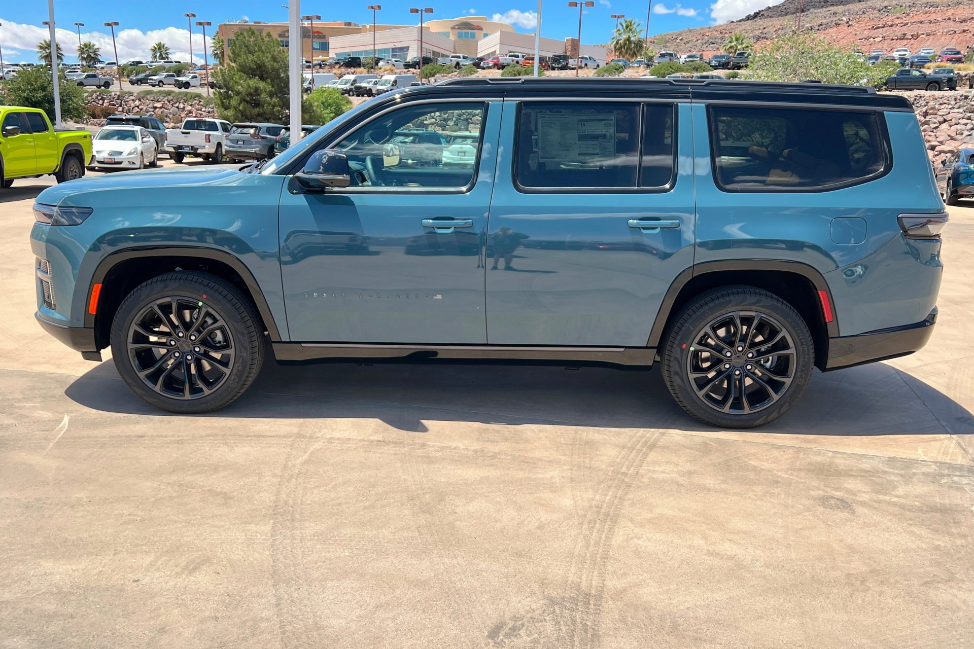 New 2026 Steel Blue Exterior Paint Jeep Summit Reserve image 2