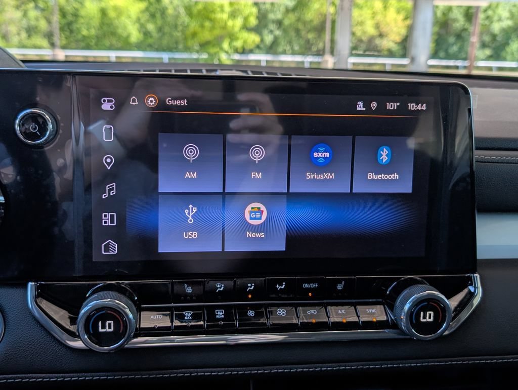 2026 Chevrolet Colorado LT - Photo 18
