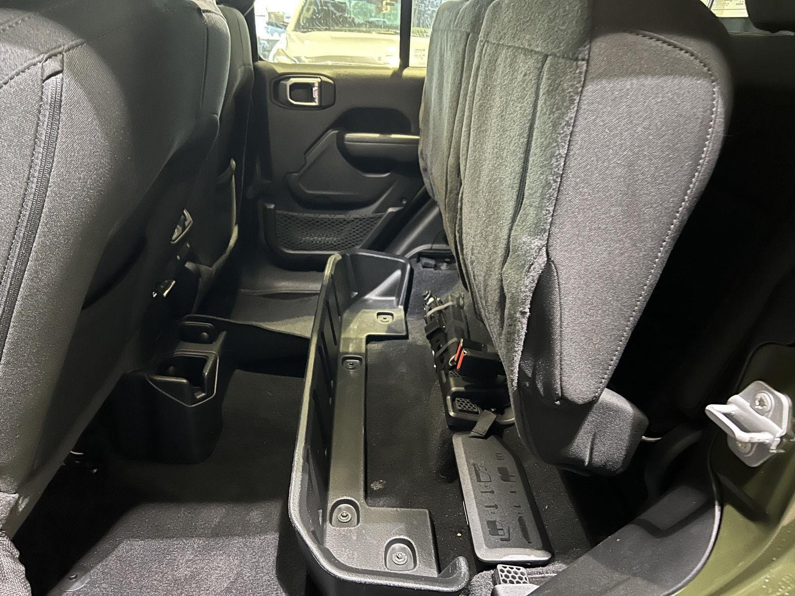 Used 2022 Sarge Green Clearcoat Jeep Altitude image 16