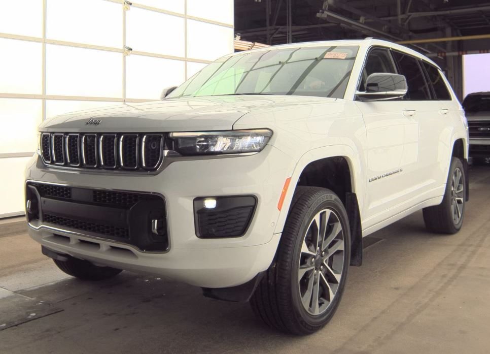 2022 Jeep Grand Cherokee L Overland 4x4's photo