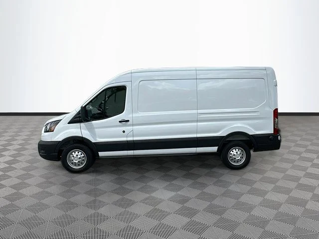 New 2026 Oxford White Ford Base image 3
