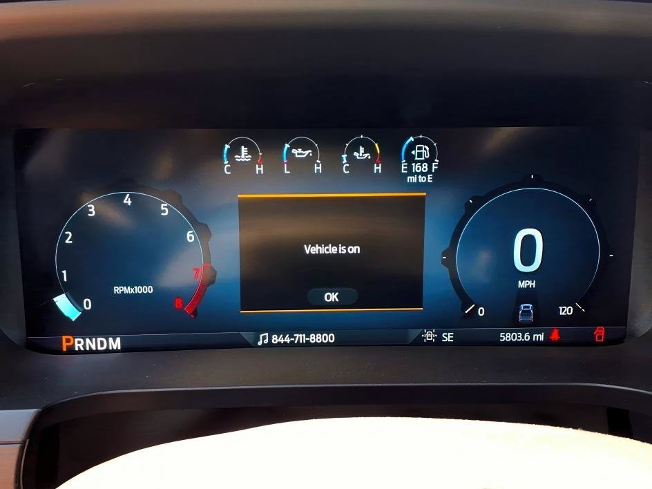 Used 2025 Atlas Blue Metallic Ford XL image 25