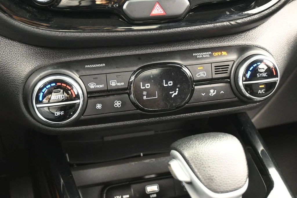 Used 2023 Fusion Black Kia S image 22