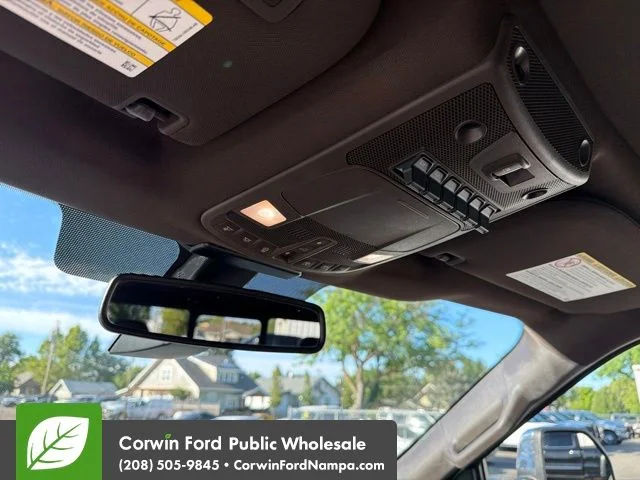Used 2017 White Gold Metallic Ford  image 20