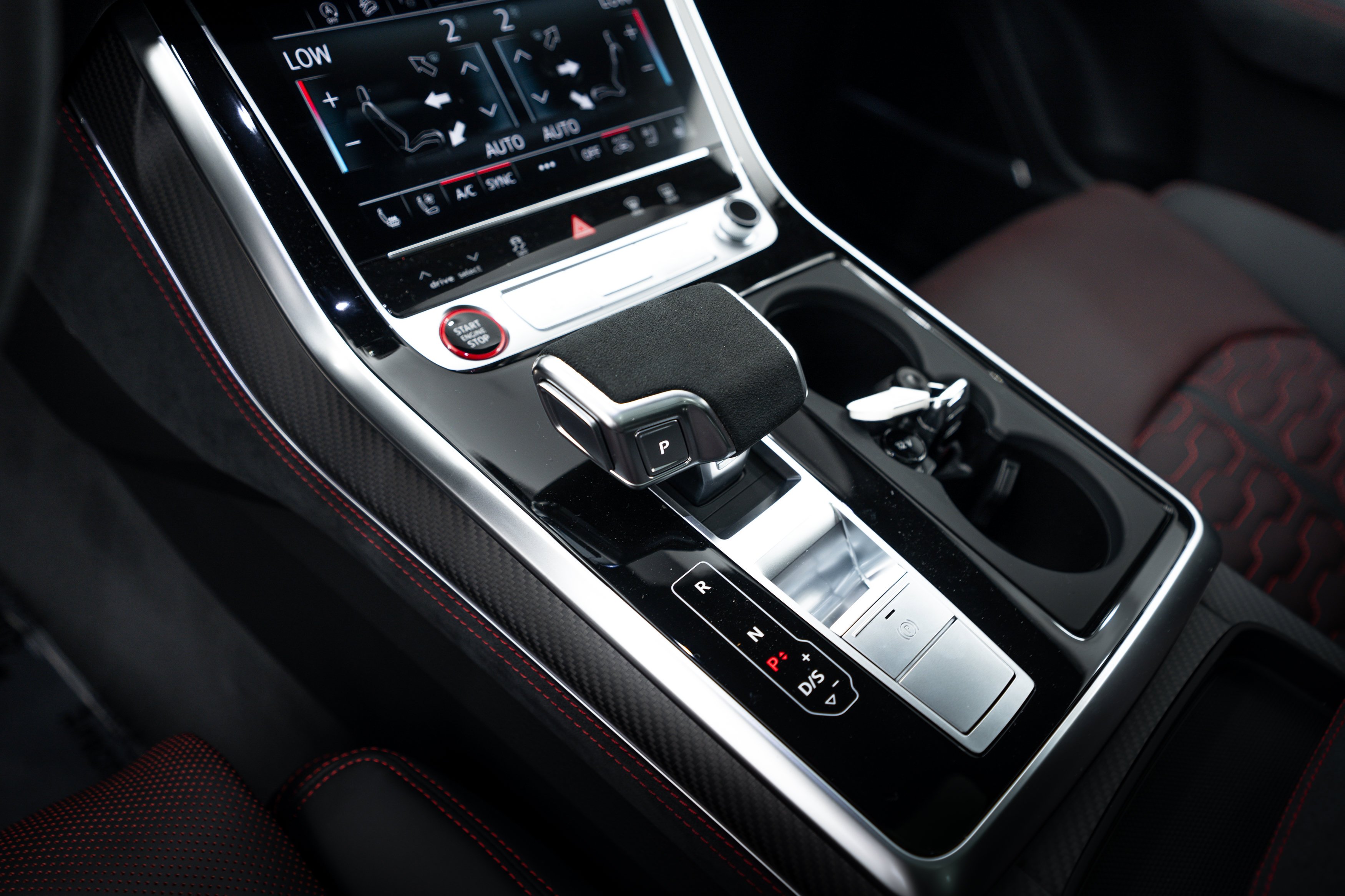 New 2026 Daytona Gray Audi performance image 13