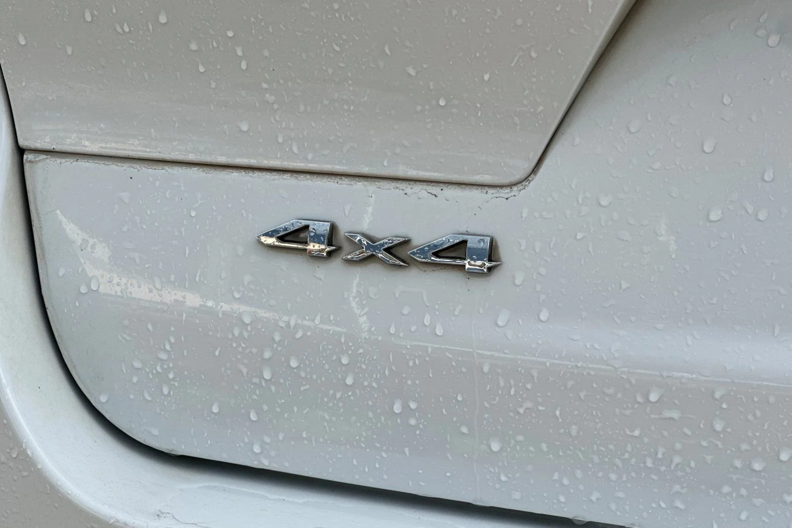 Used 2023 White Jeep Limited image 28