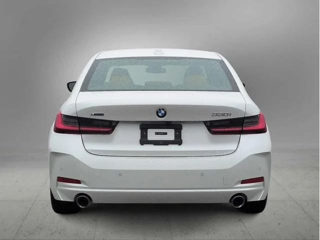 New 2024 Mineral White Metallic BMW 330i xDrive image 7